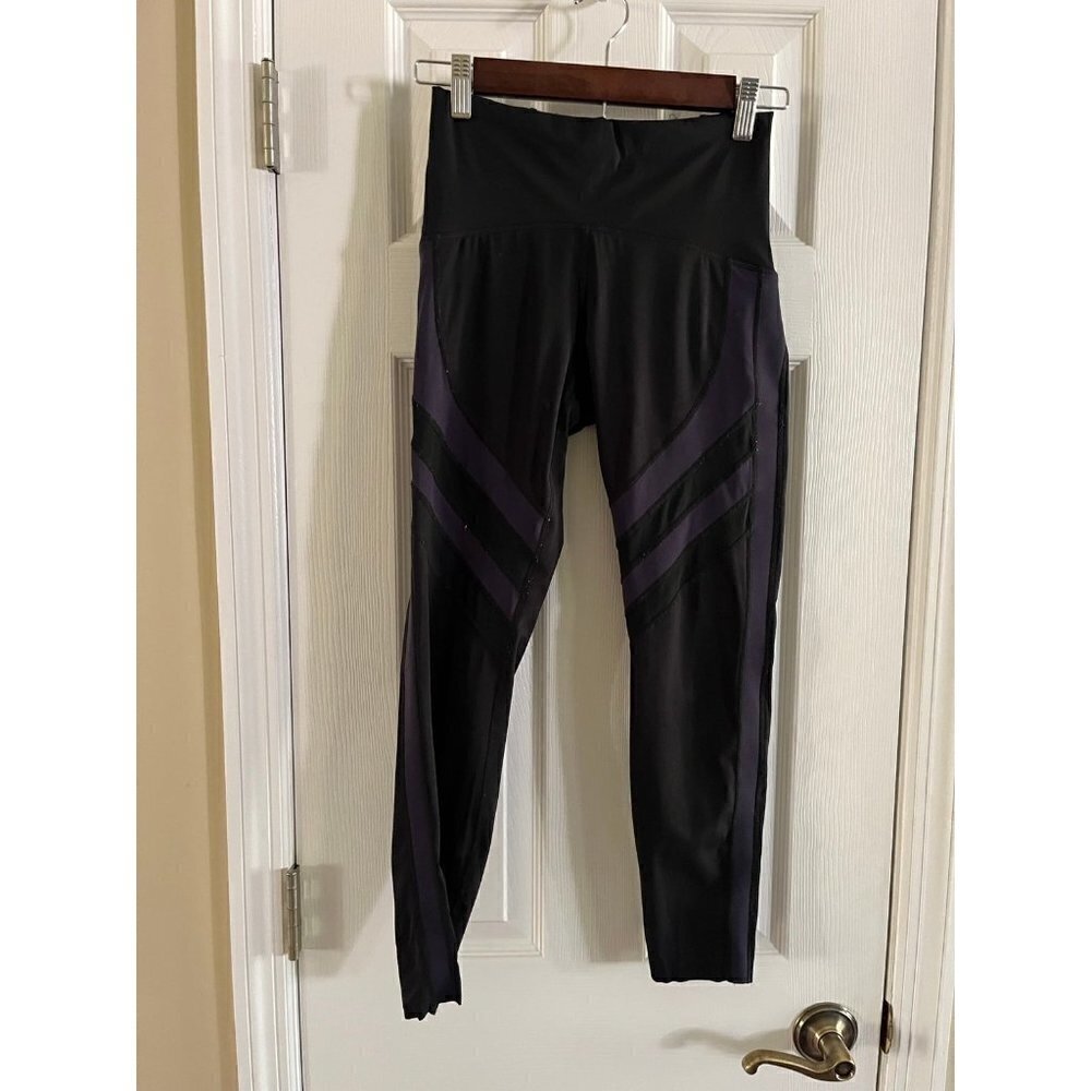 Zyia Leggings